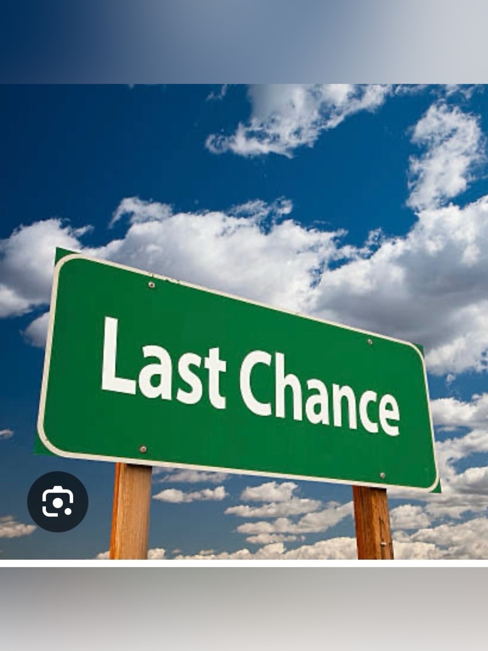 Last Chance Sale! 5 🔥 items for $20!  Just bundle and send your offer!